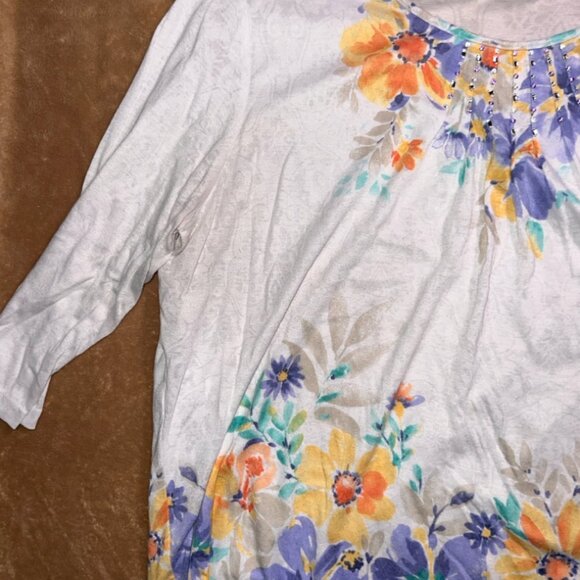 Alfred Dunner Women 2XL Spring Floral Embellishment 3/4‎ Sleeve Blouse (O) - Picture 3 of 5